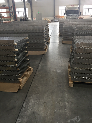 關西金屬網制作的輸送設備冷凍網帶要出貨啦!