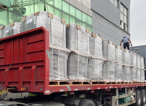 一千多米螺旋網帶發貨啦