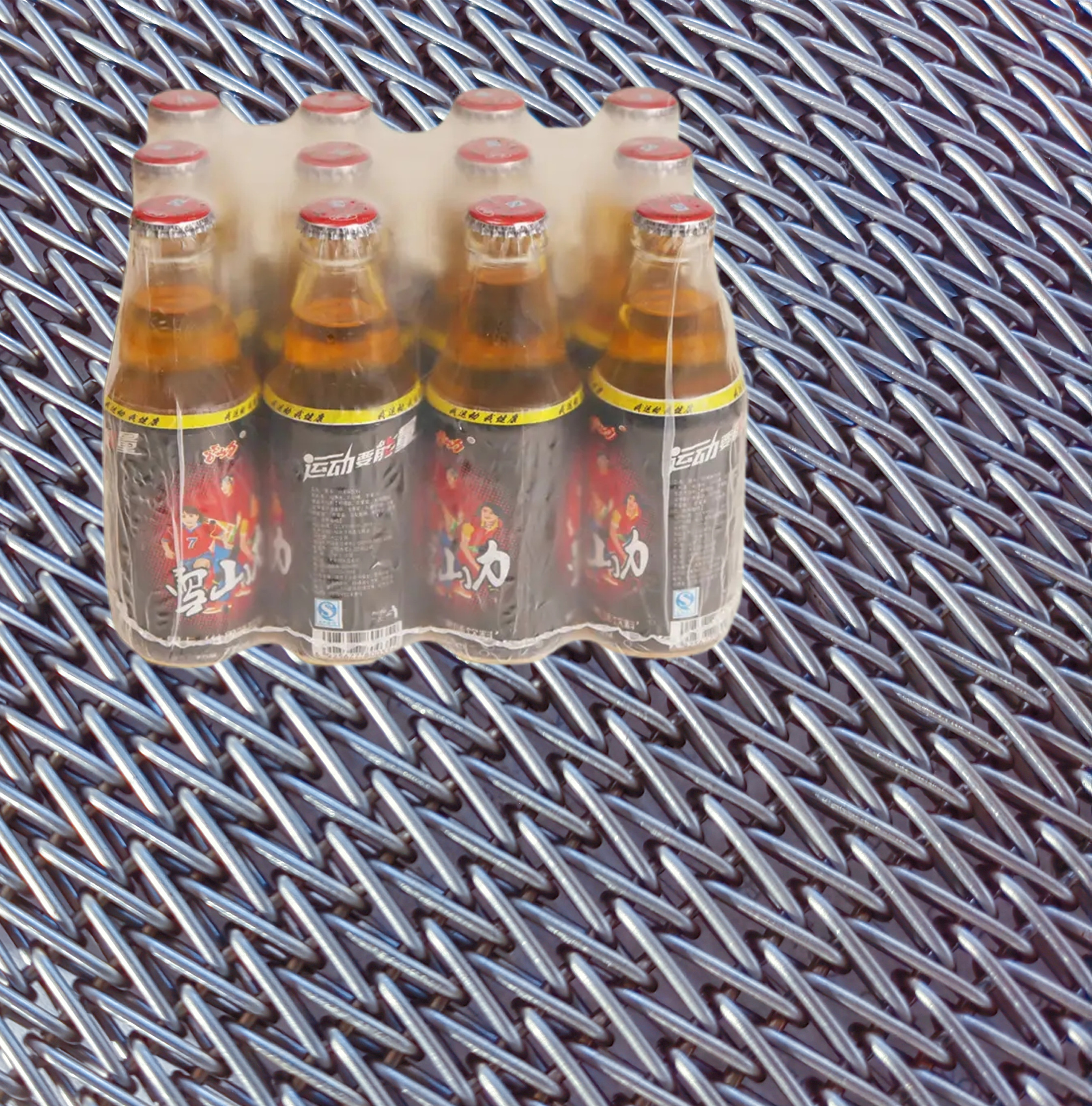 飲料輸送--選擇哪款不銹鋼網帶?