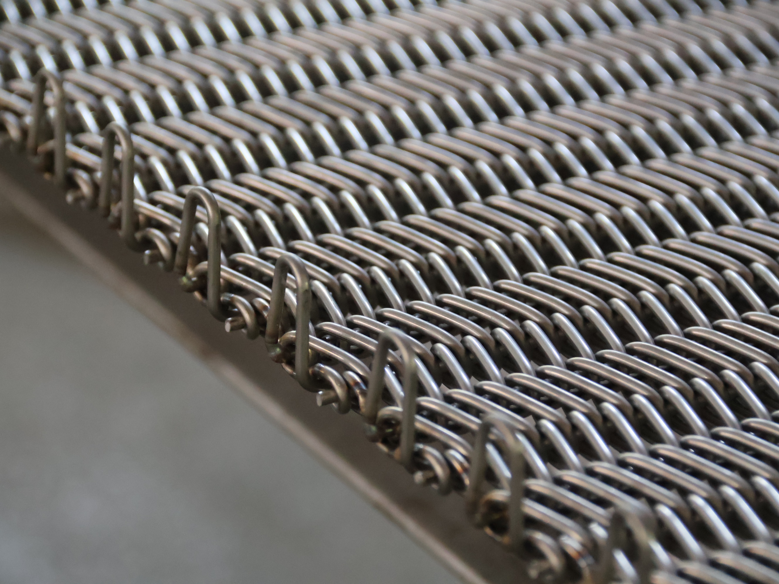 燒結爐金屬網帶的使用壽命僅為半年嗎？